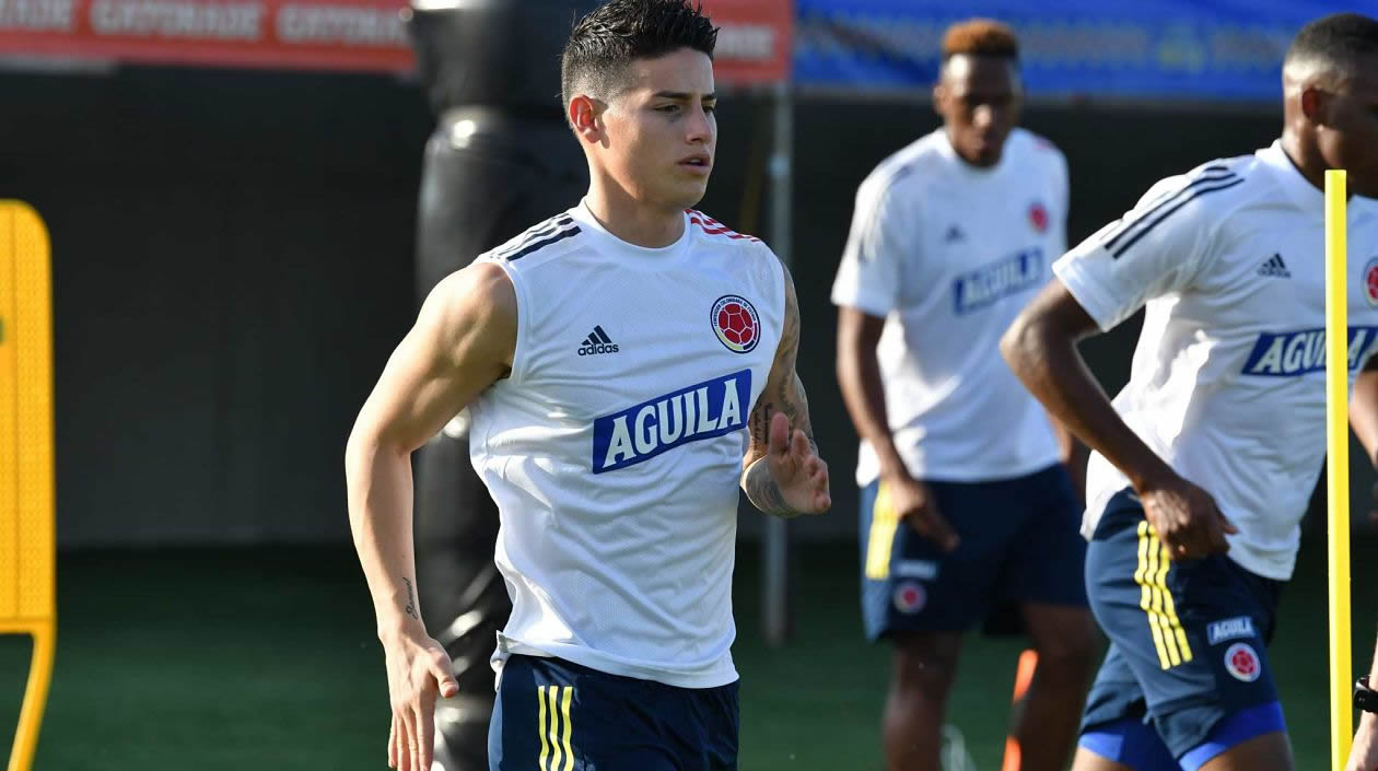 James Rodríguez con el liderazgo colombiano.