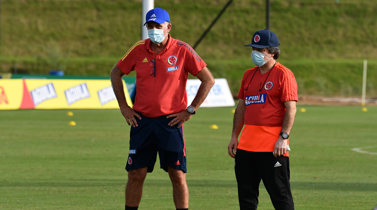 El DT Carlos Queiroz.