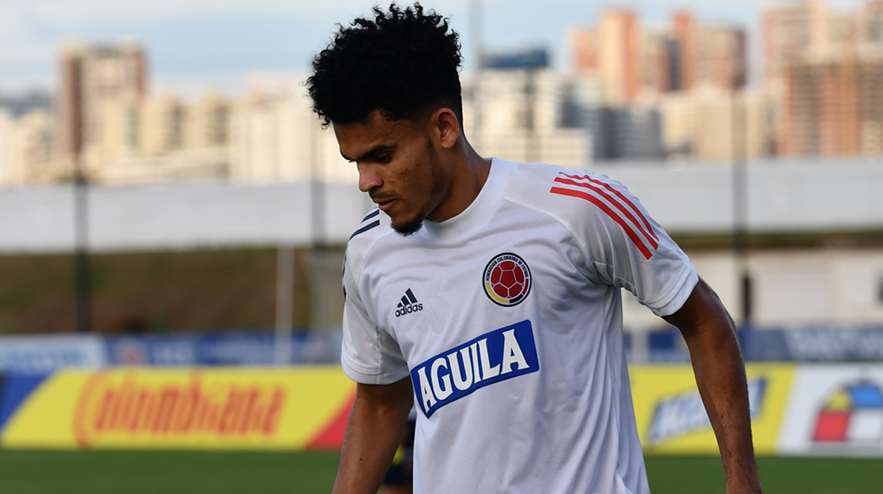 Lucho Díaz durante el entrenamiento.