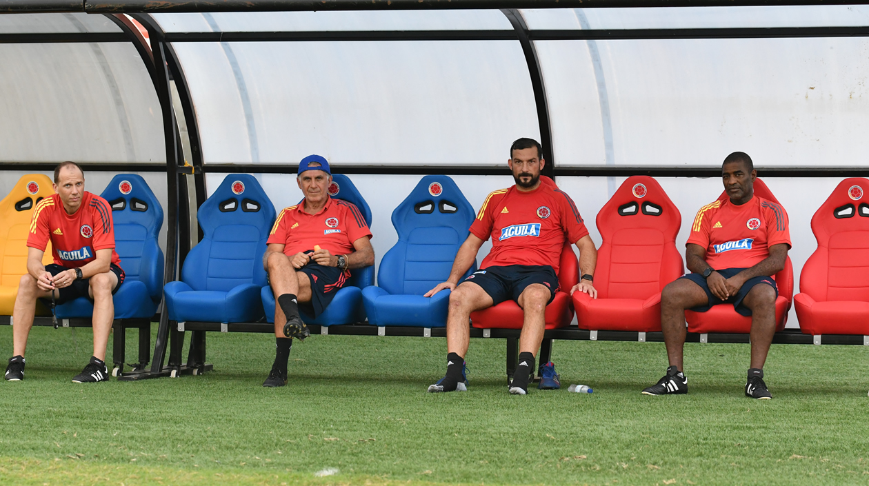 Cuerpo técnico de la Selección.