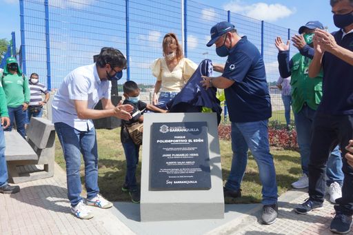 El alcalde en la inauguración del Parque El Edén