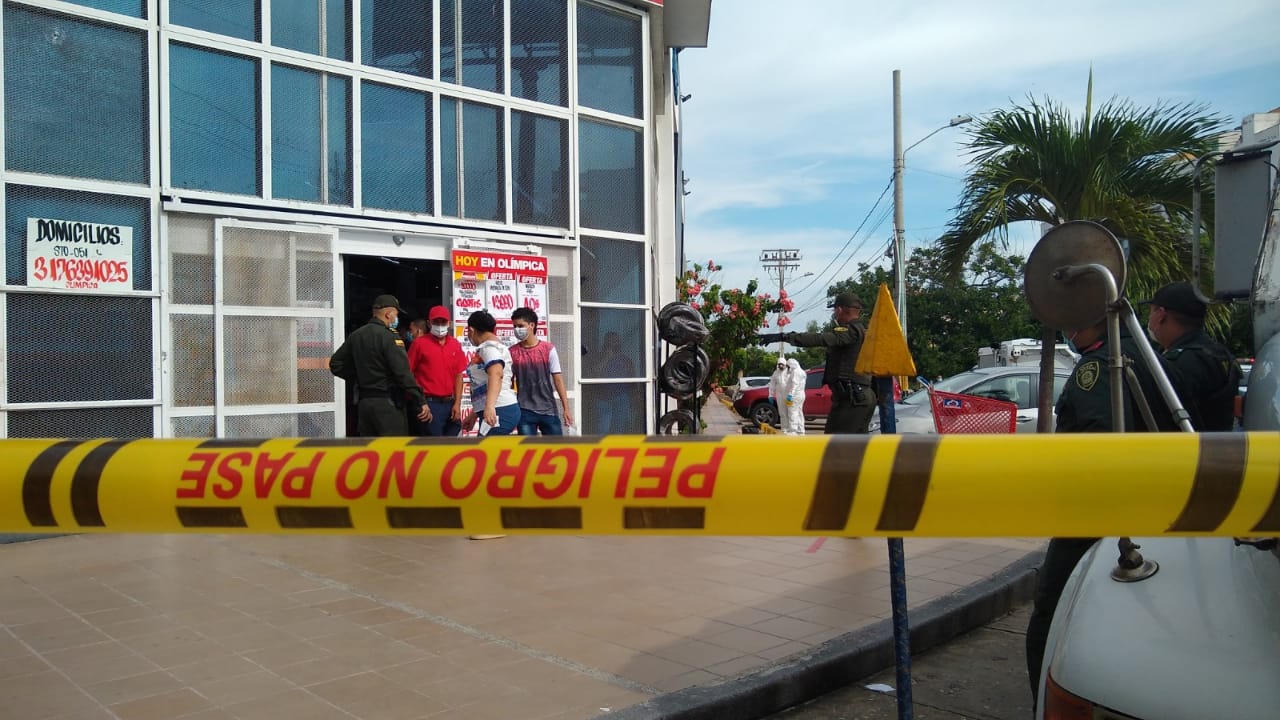 Zonacero. La zona fue acordonada por la Policía para la inspección del cadáver.