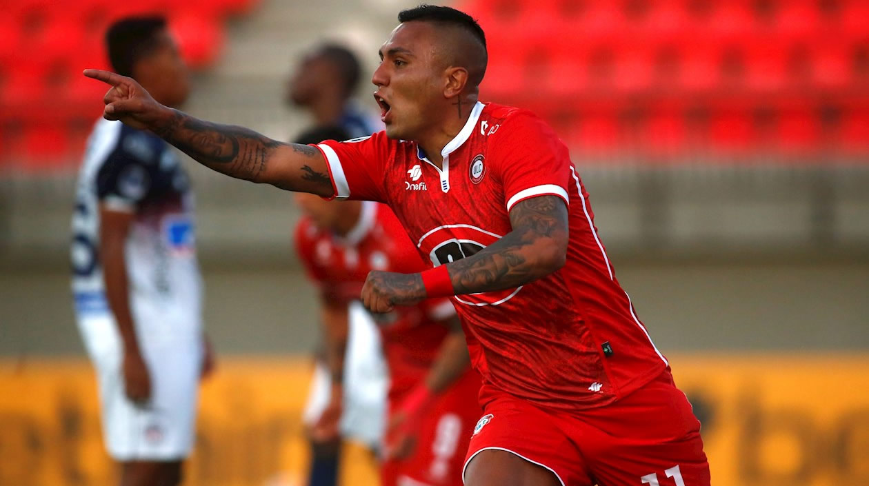 Juan Leiva celebrando el 2-1 a favor de La Calera.