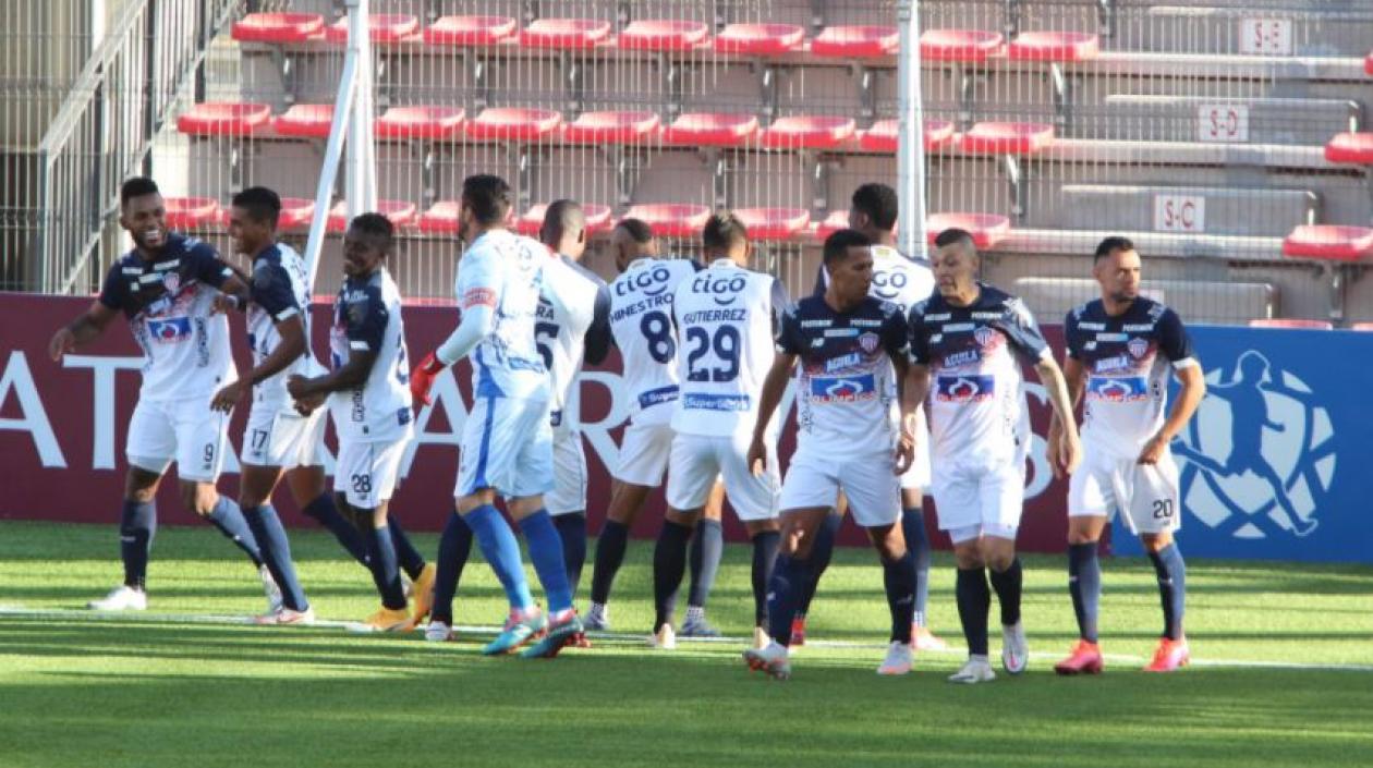 Junioristas celebrando en territorio chileno.
