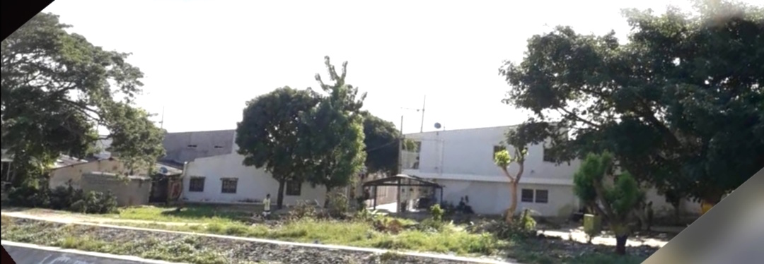 Cortesía Vista general del predio, al fondo.