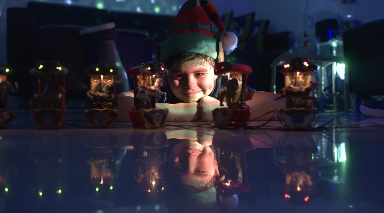 Christian Andrés Mercado, feliz en el festejo decembrino.