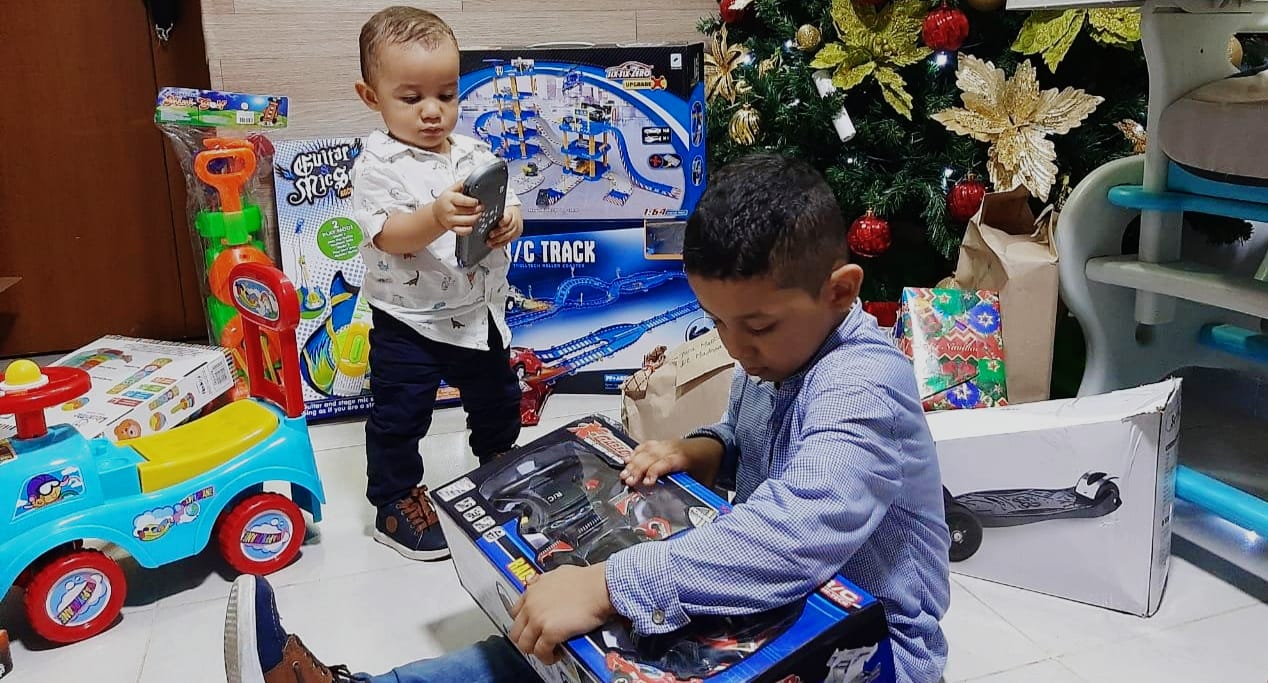 Camilo y Mathew Martínez, en Ciudad Caribe.