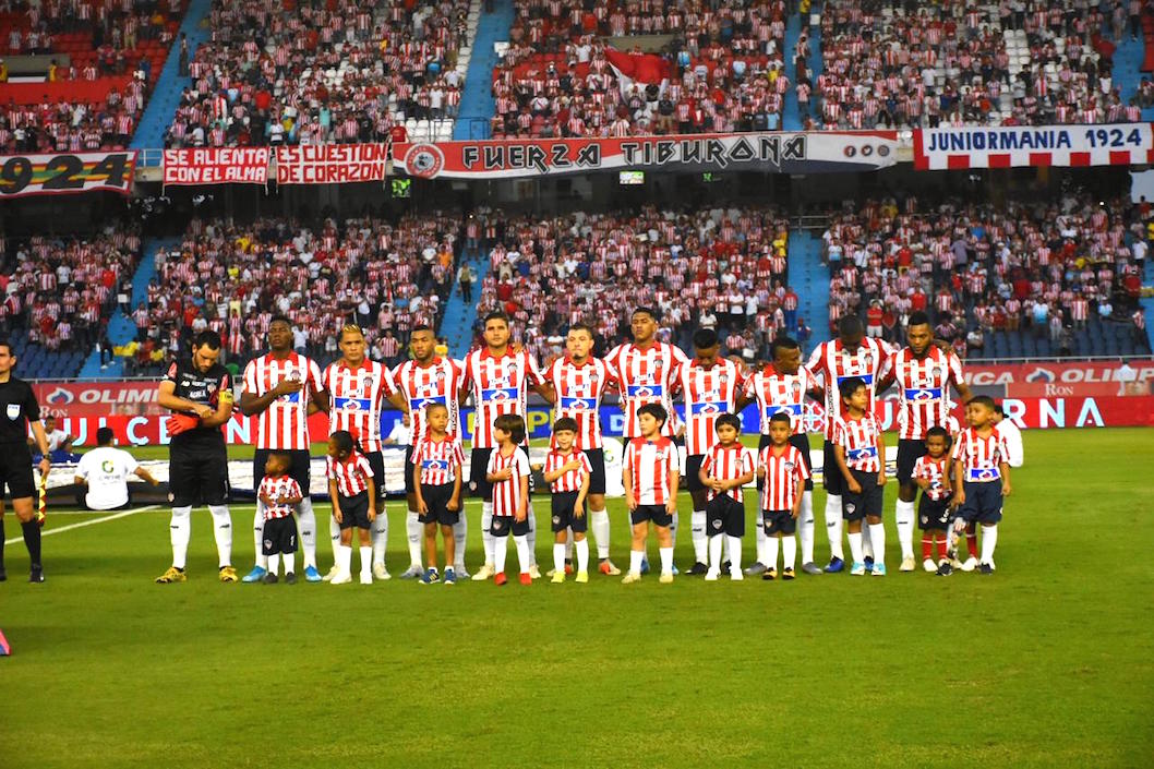Nómina inicialista de los 'tiburones'.