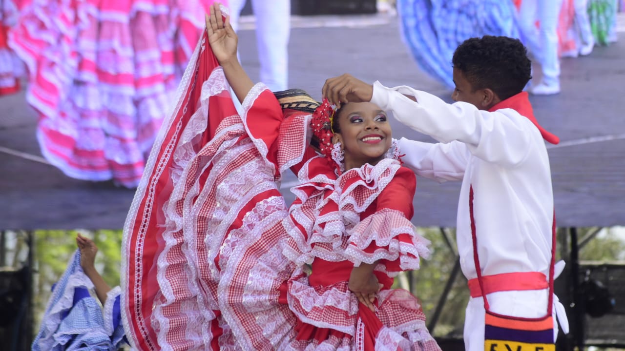 Son de berraqueritos cumbia.