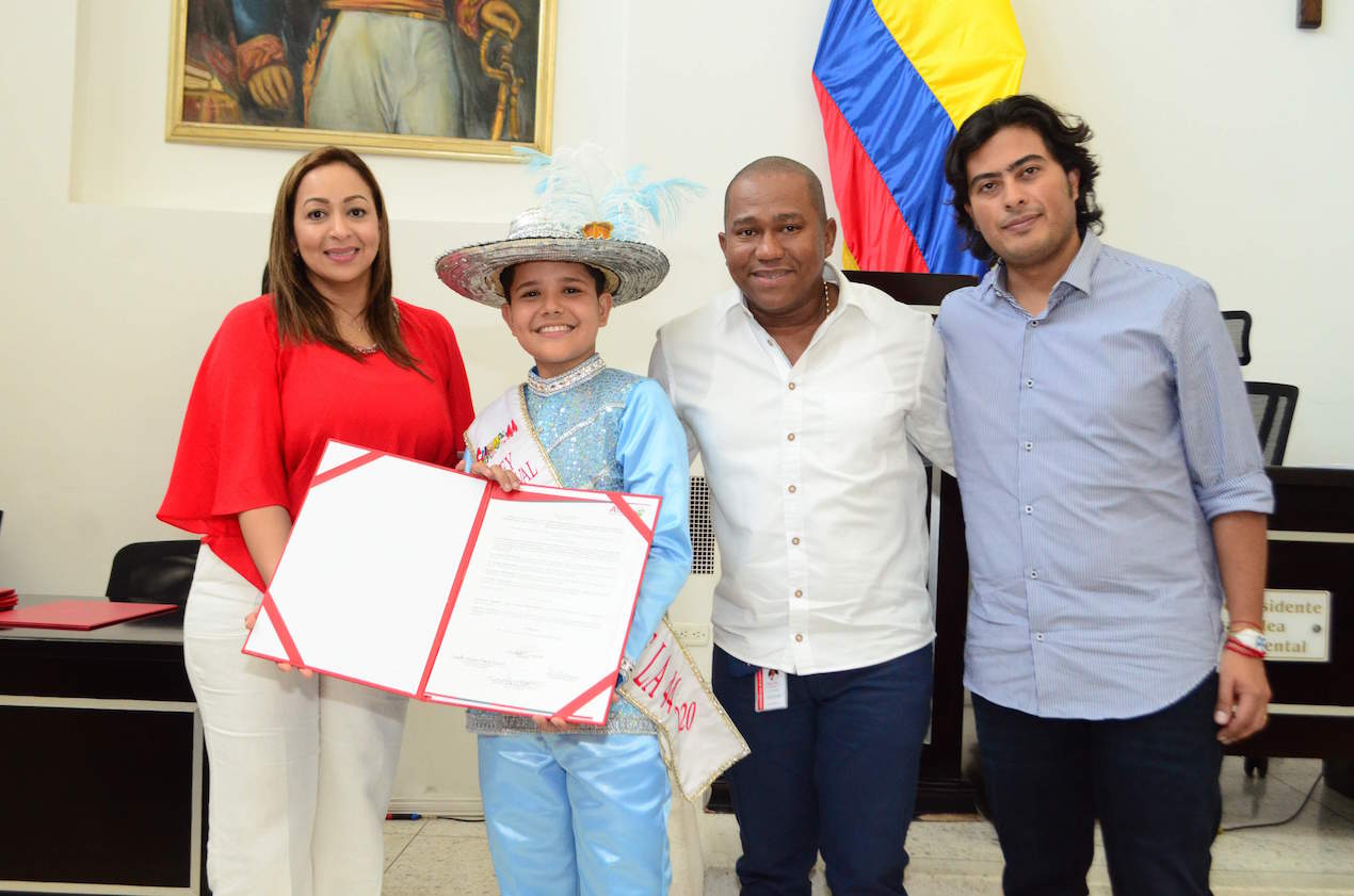 El rey infantil de la 44, Daniel Fernández, fue exaltado en la Asamblea.