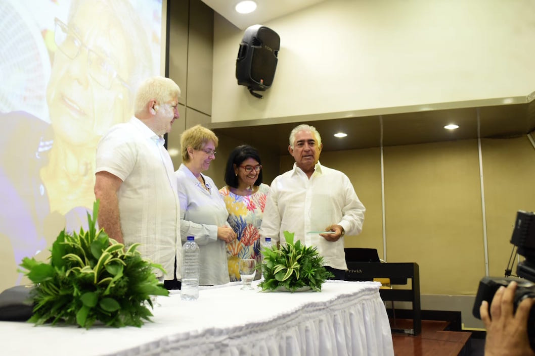 Reconocimiento a Henry Forero Jaramillo.