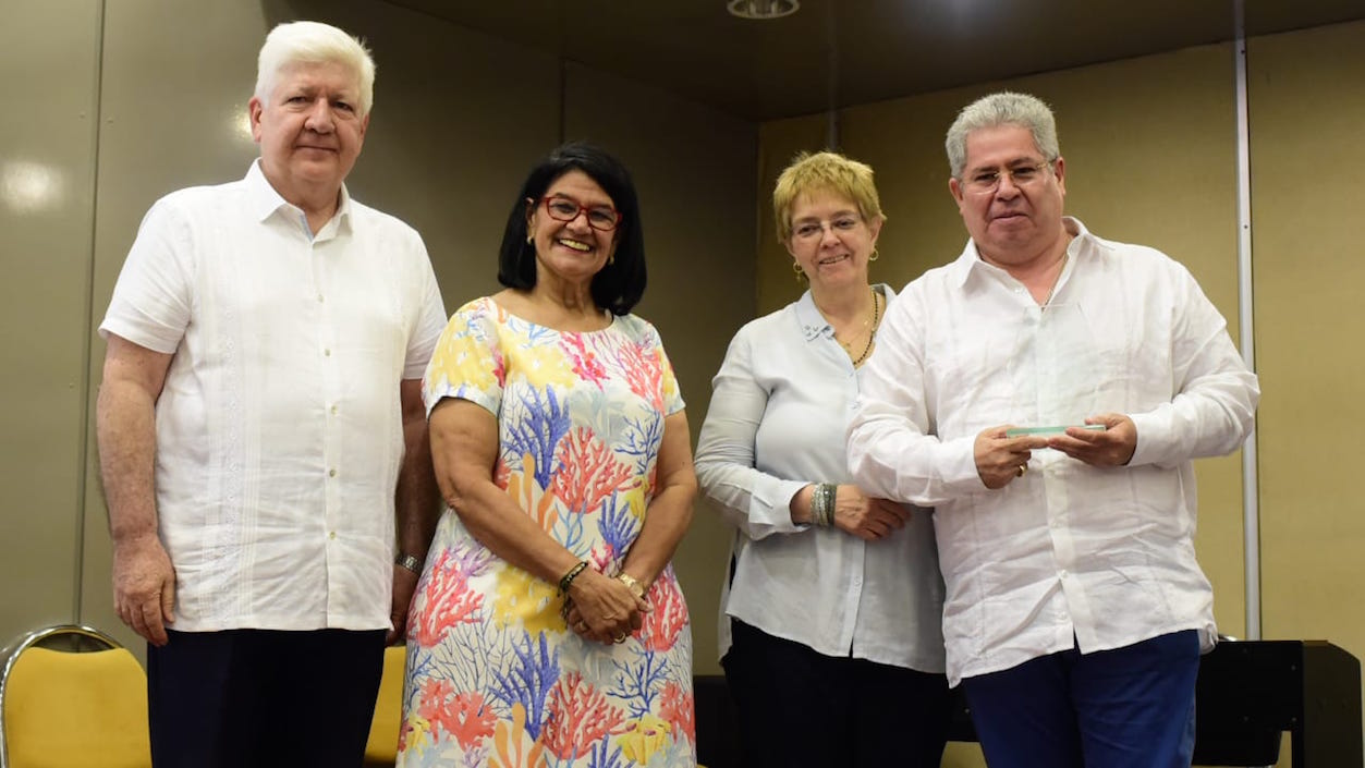 Reconocimiento al Editor de Zona Cero, Laurian Puerta Ordóñez.