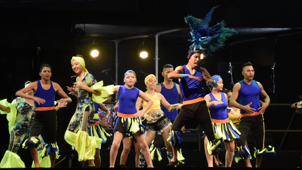 Comparsa Rumba Negra.