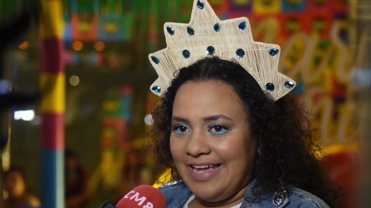 Diseñadora de la colección, May Pájaro Rolando.