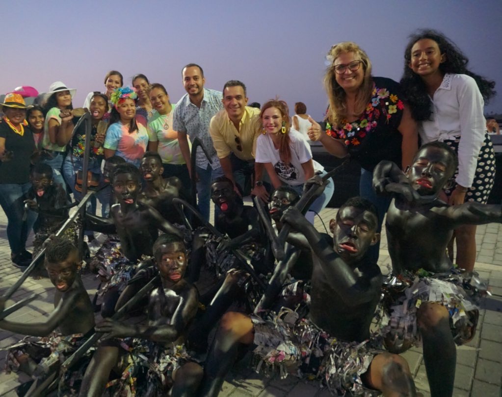  El desfile fue realizado en alianza con la Secretaría de Gestión Social; Secretaría de Cultura, Patrimonio y Turismo; Barranquilla Verde; Puerta de Oro; Ciudadano de Honor y Carnaval S.A.S.