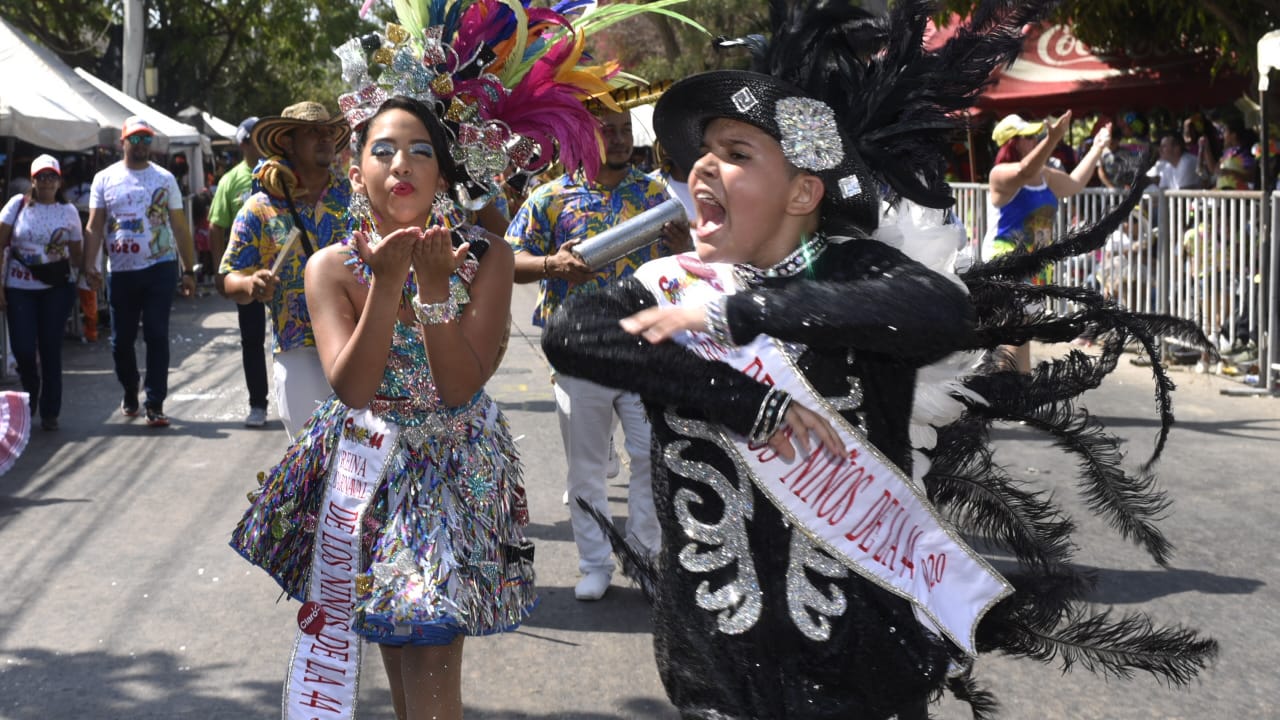 Mariana Gil y Daniel Fernández, Reyes del Carnaval de los Niños de la 44.