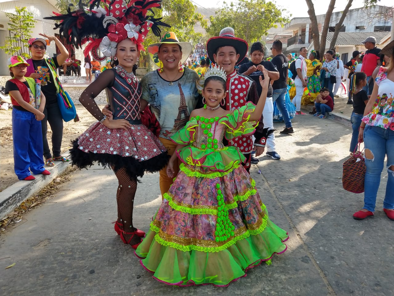 Participantes del desfile.