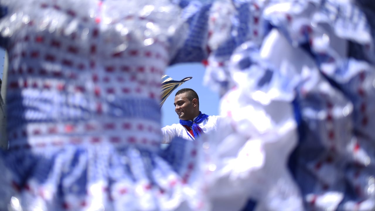 El Gallo Giro.