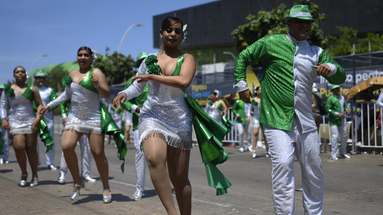 Comparsa de la Policía.