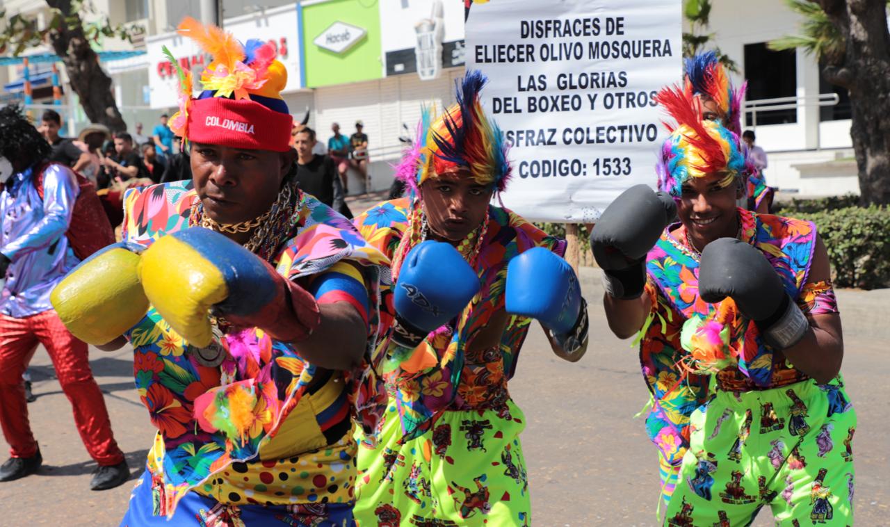 Disfraz colectivo Las Glorias del Box.