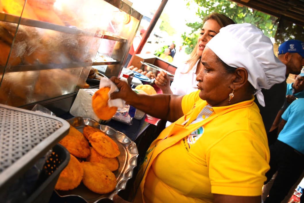 Una 'escala gastronómica' para degustar la deliciosa arepa con huevo.