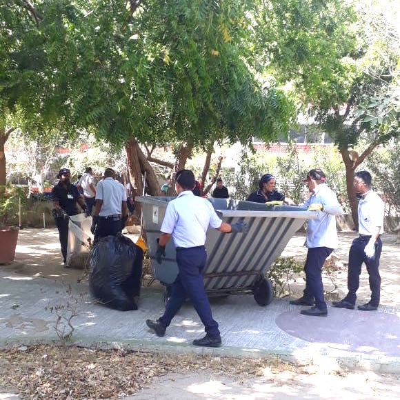 Jornada de aseo en la Universidad del Atlántico.