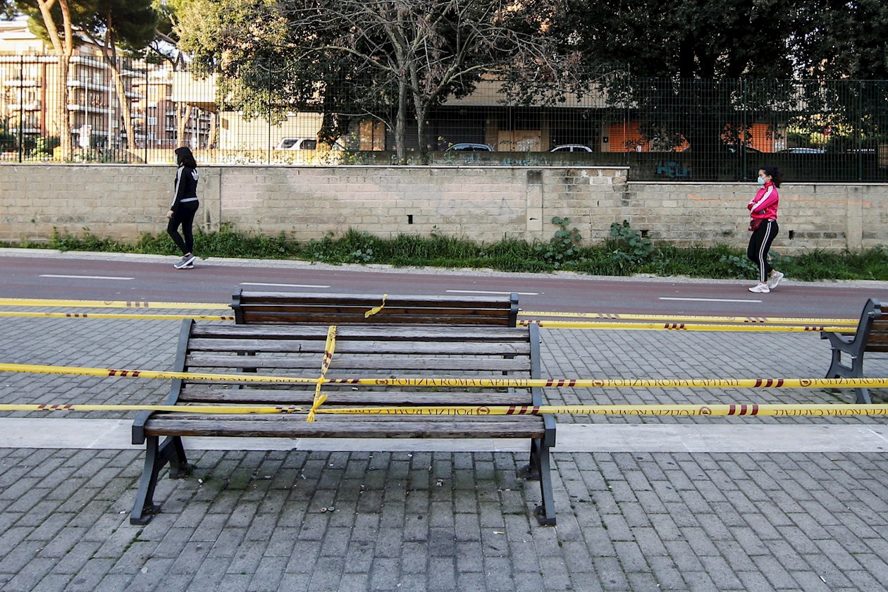 Parques y demás espacios comunitarios han sido cerrados por prevención.