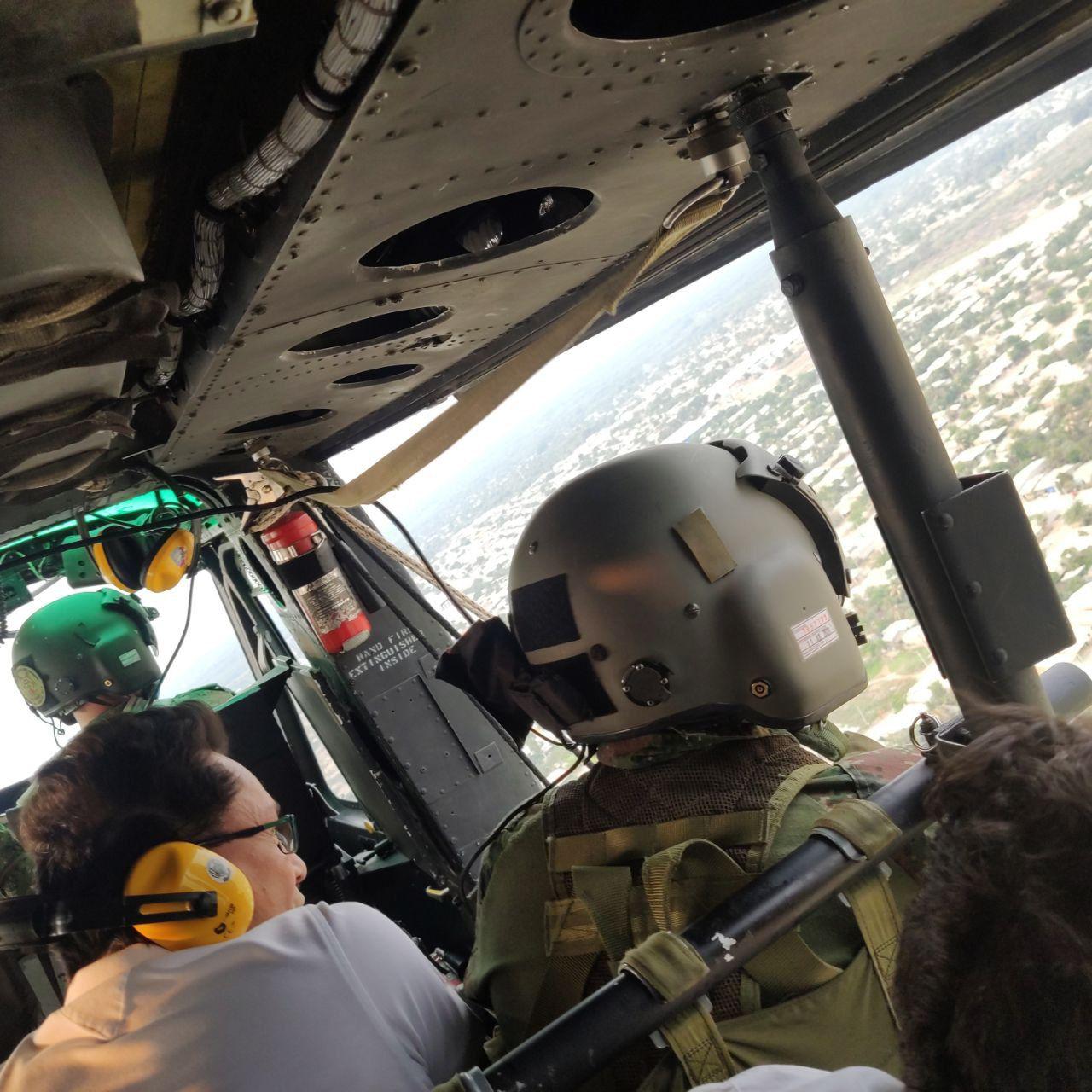 Gobernador del Magdalena en el sobrevuelo por Ciénaga y Puebloviejo.