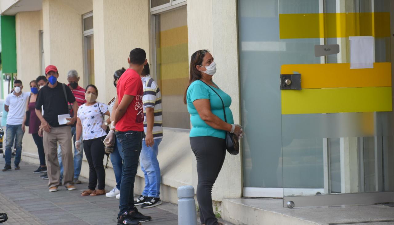 Bancolombia de la calle Murillo con carrera 45.
