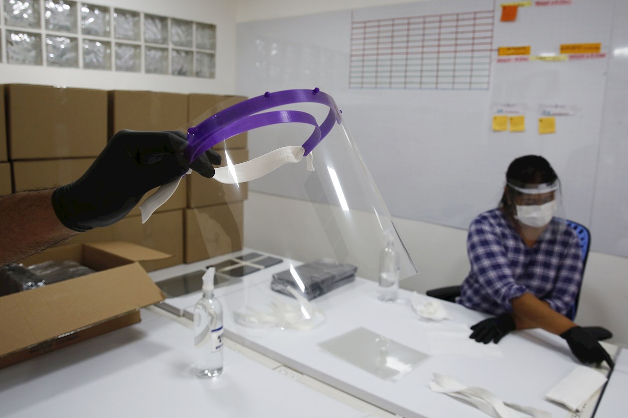 Caretas fabricadas por estudiantes de la Universidad EIA de Medellín