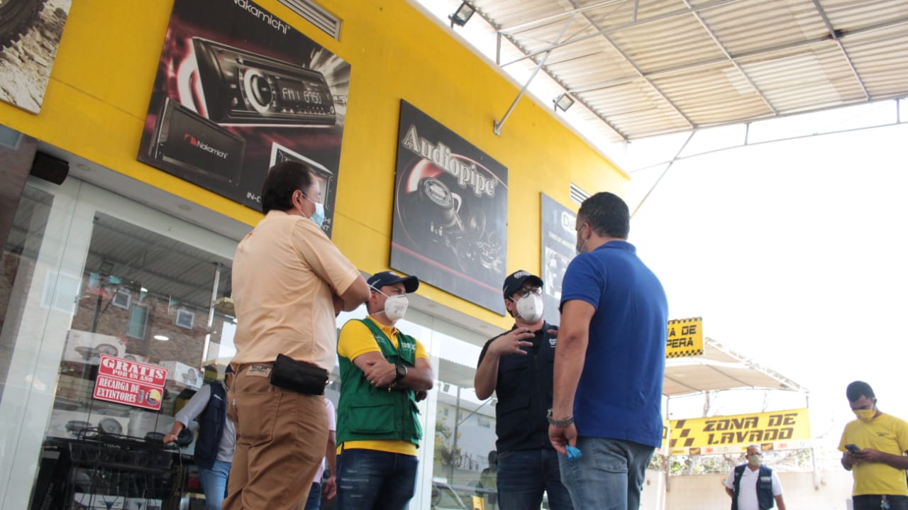 Inspección en los establecimientos comerciales.