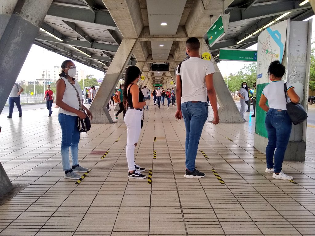 Entre las 5:00 a.m. y las 6:00 a.m. de este martes 5 de mayo, tras la reactivación del Sistema, hemos movilizado 1.147 de usuarios.