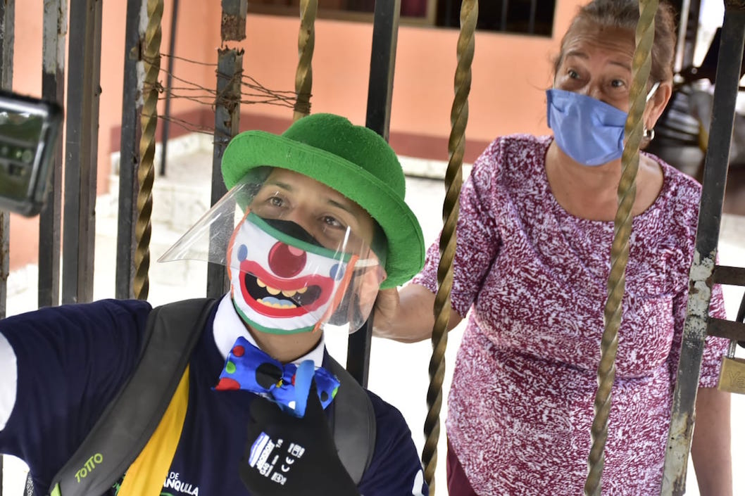 La terapia dirigida a los adultos mayores.