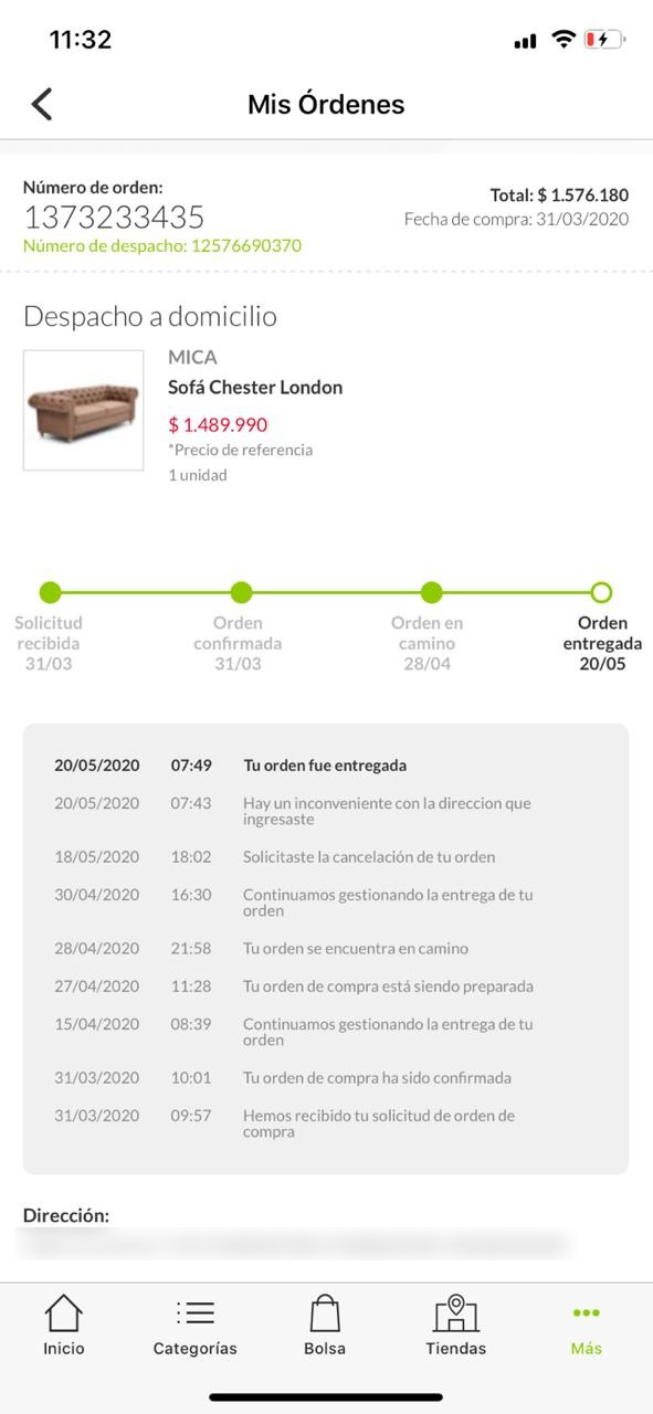 El sofá comprado y el seguimiento del proceso de entrega.