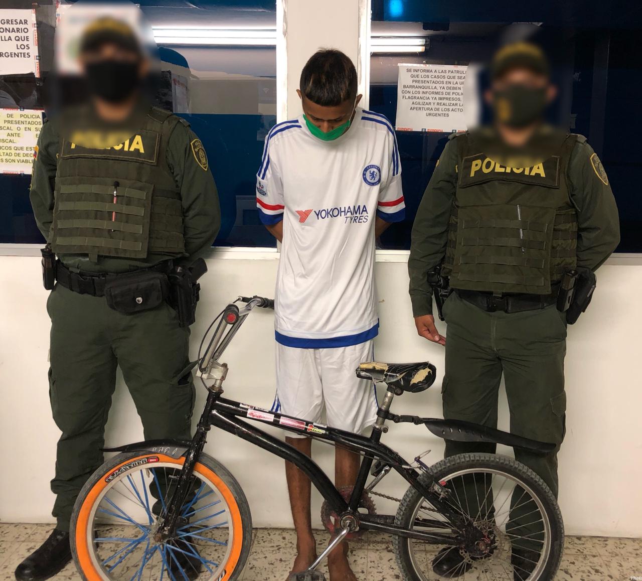 El capturado con la bicicleta recuperada