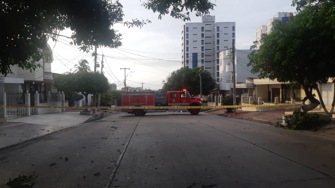 Panorama de la situación en la carrera 38 con calle 69.