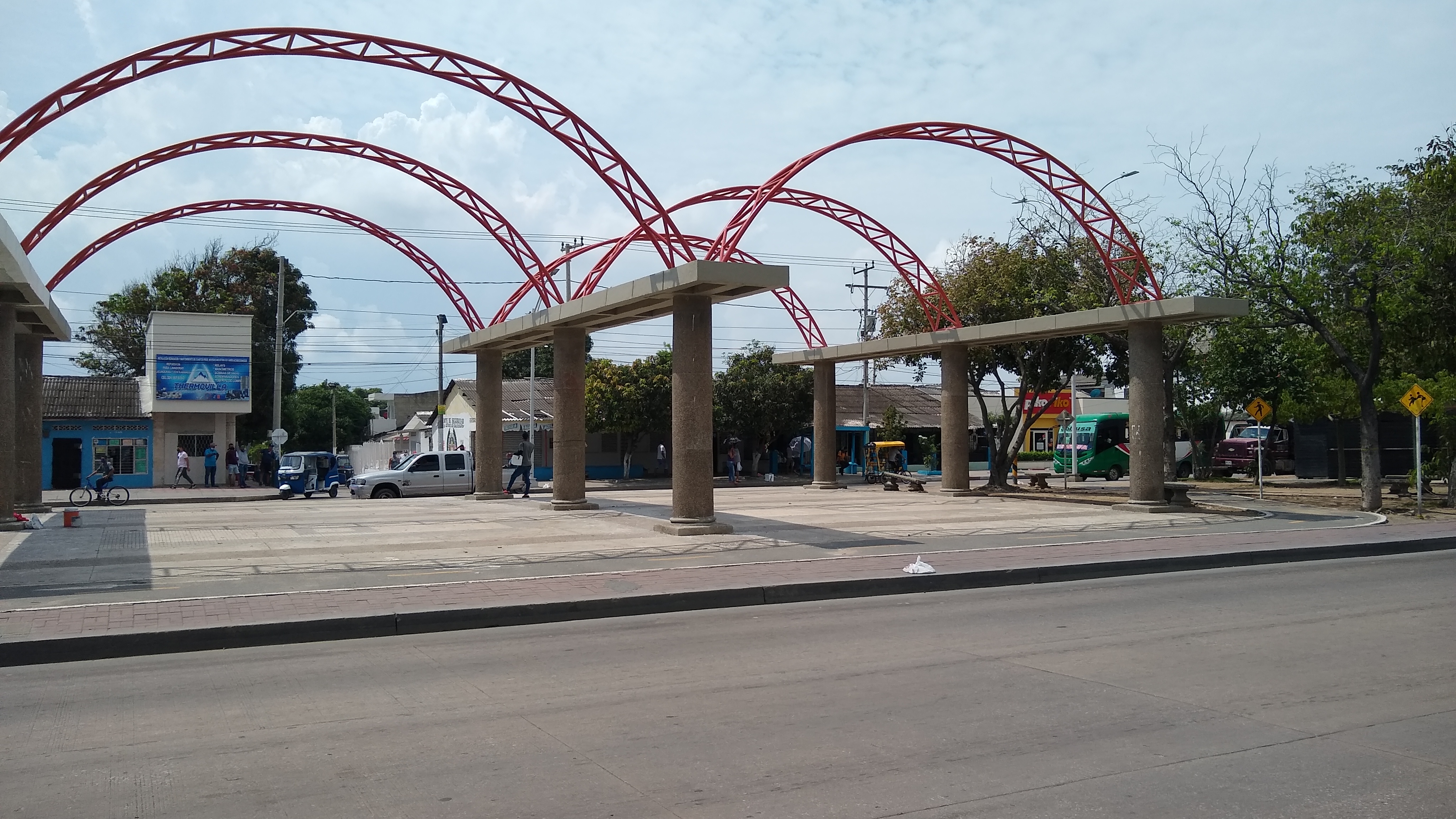 Monumento en el boulevard de Simón Bolívar