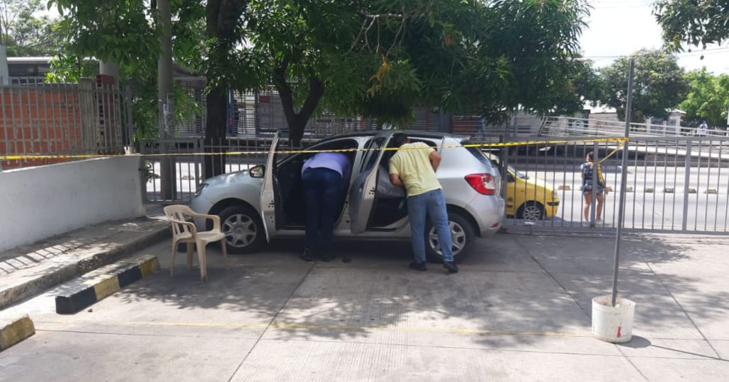 En este vehículo se movilizaba la mujer cuando fue atacada a bala por los antisociales.