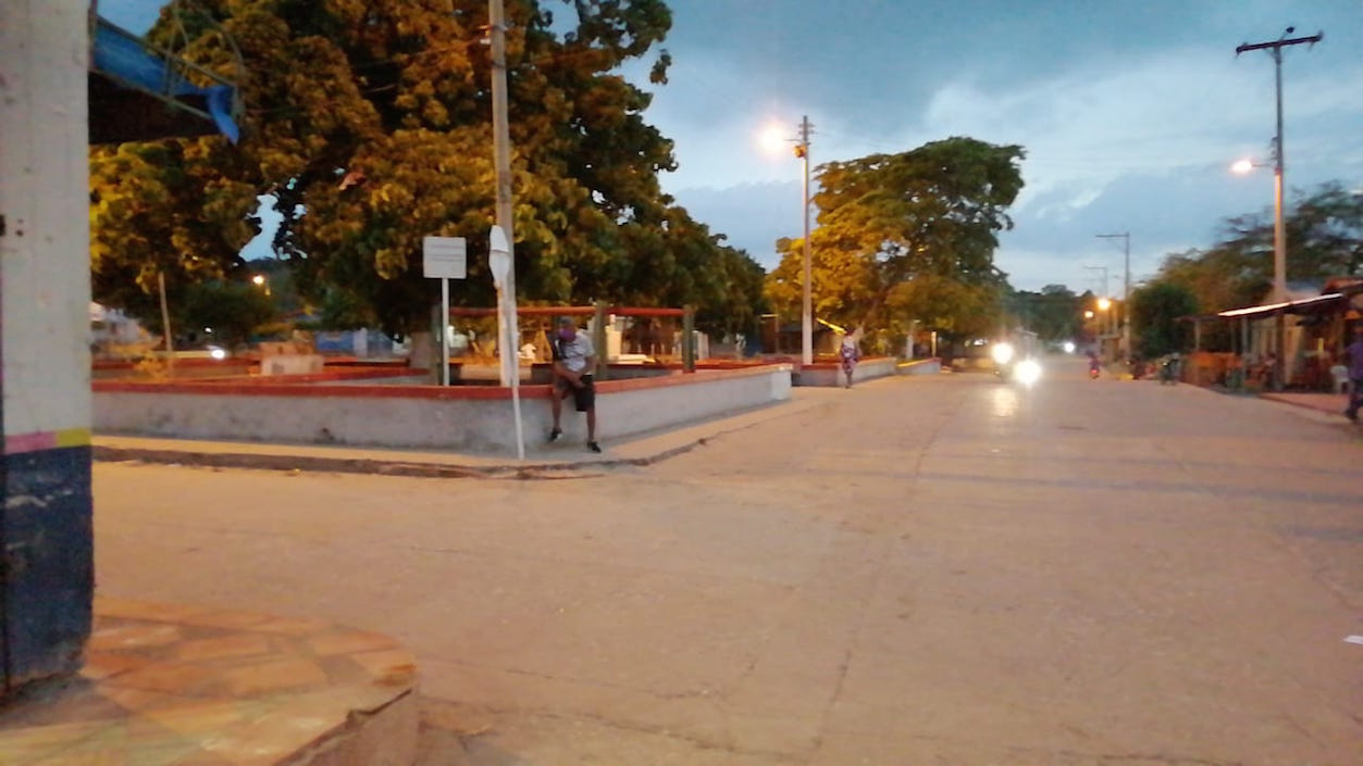 En Sabanalarga la ciudadanía también acató el toque de queda.