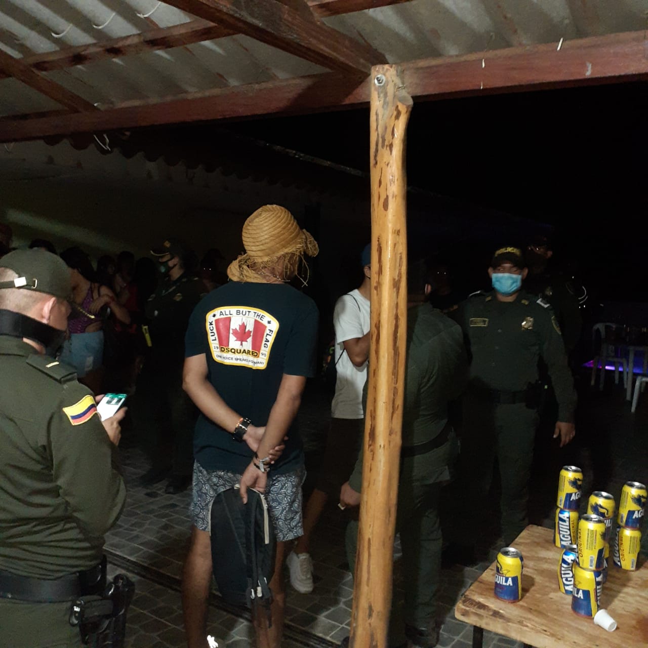 Policía Metropolitana de Santa Marta Policía intervino en rumba en plena cuarentena en Santa Marta.