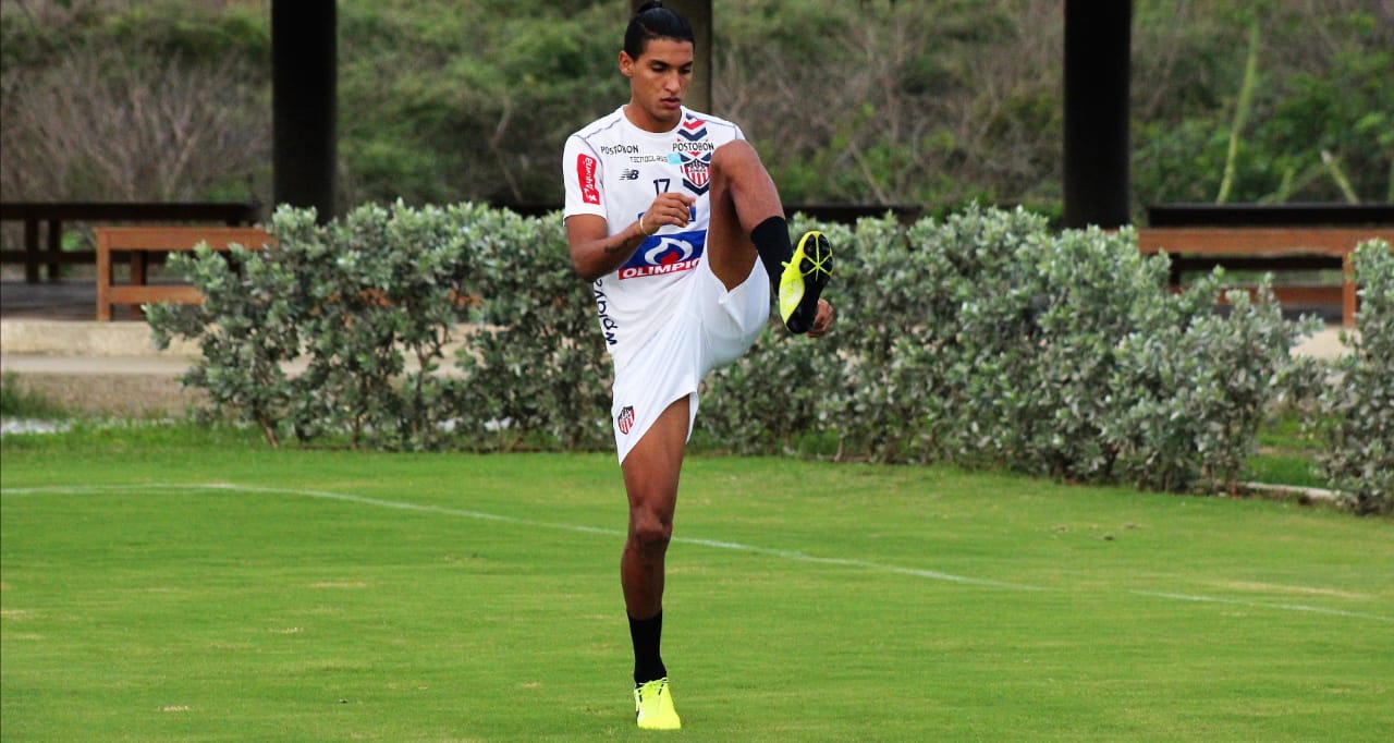 El lateral izquierdo Gabriel Fuentes.