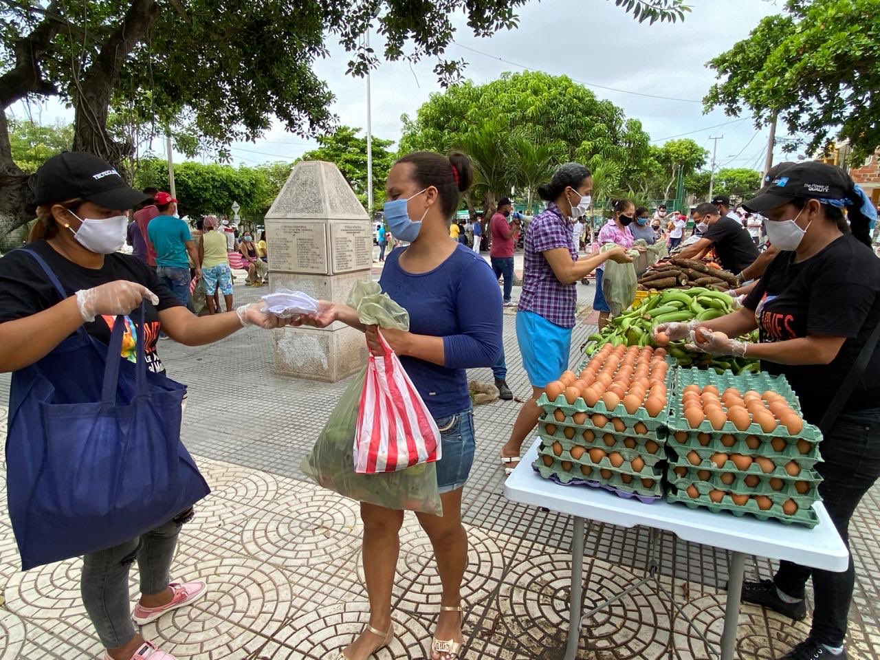 Un mercado variado para la gente del barrio San Felipe.