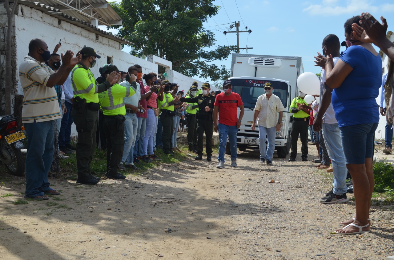 Policía Metropolitana de Cartagena. Edwin García Gómez es recibido con calle de honor en Arroyo Grande.