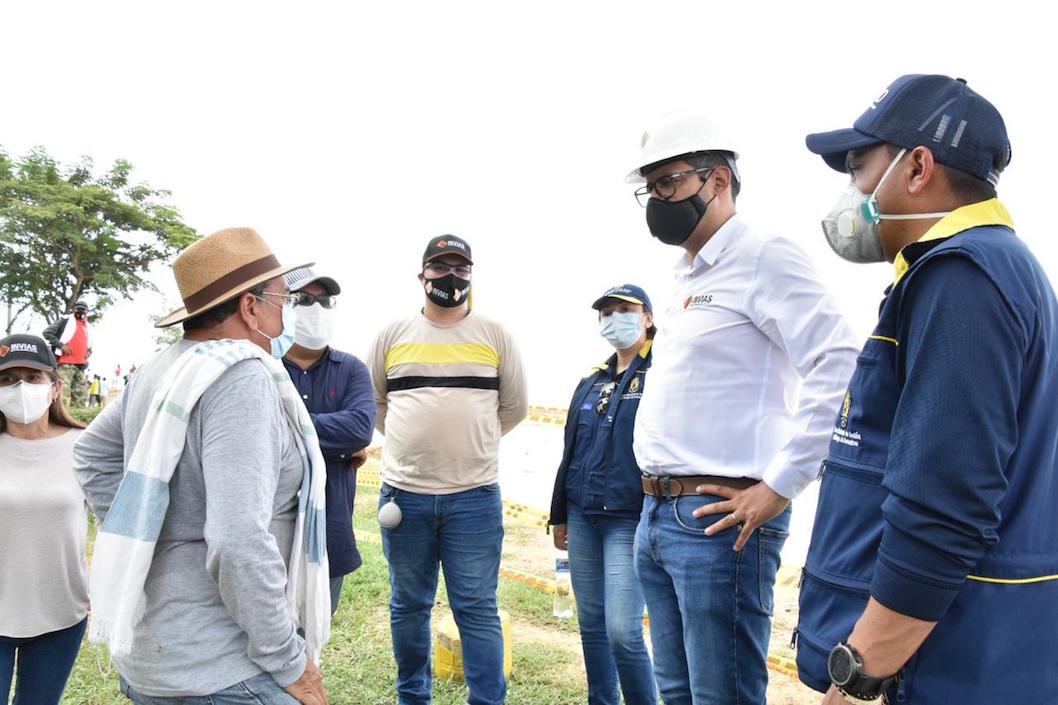 Comisión interinstitucional presente en la zona.