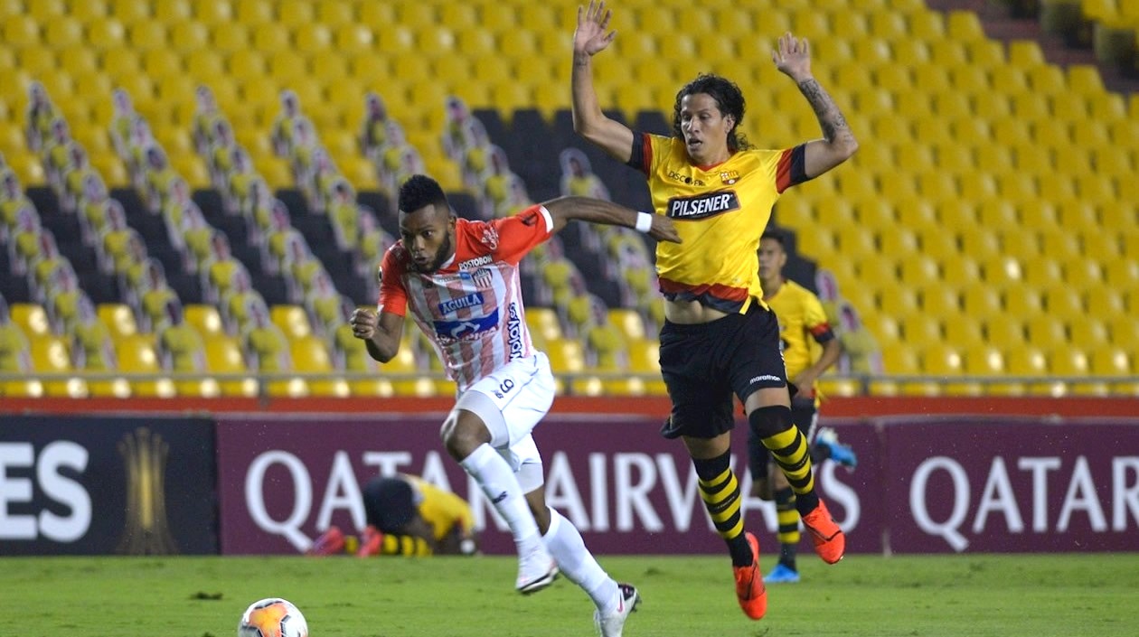 Miguel Ángel Borja superando la marca ecuatoriana.