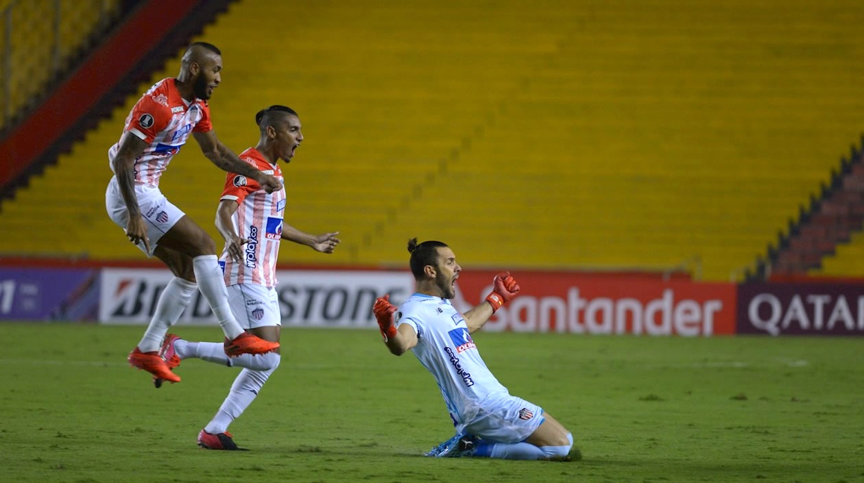 Celebración a todo dar de Sebastián Viera.