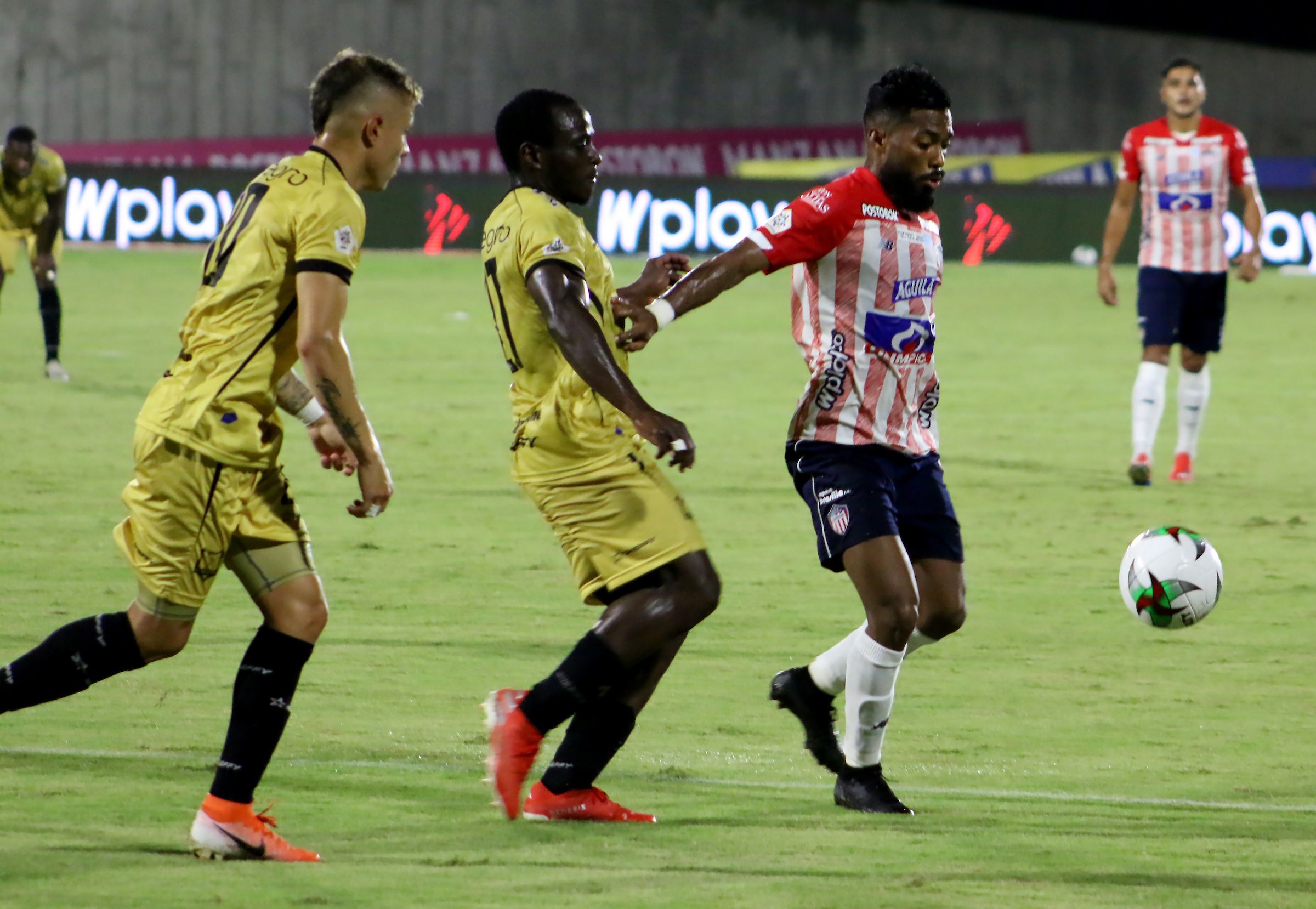 Luis 'Cariaco' González, de gran actuación.