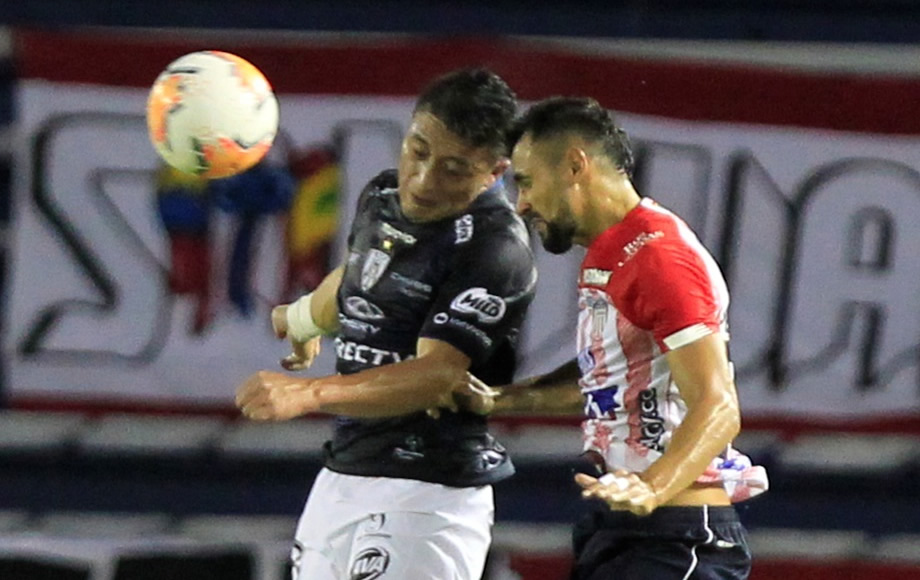 Marlon Piedrahita en función defensiva.