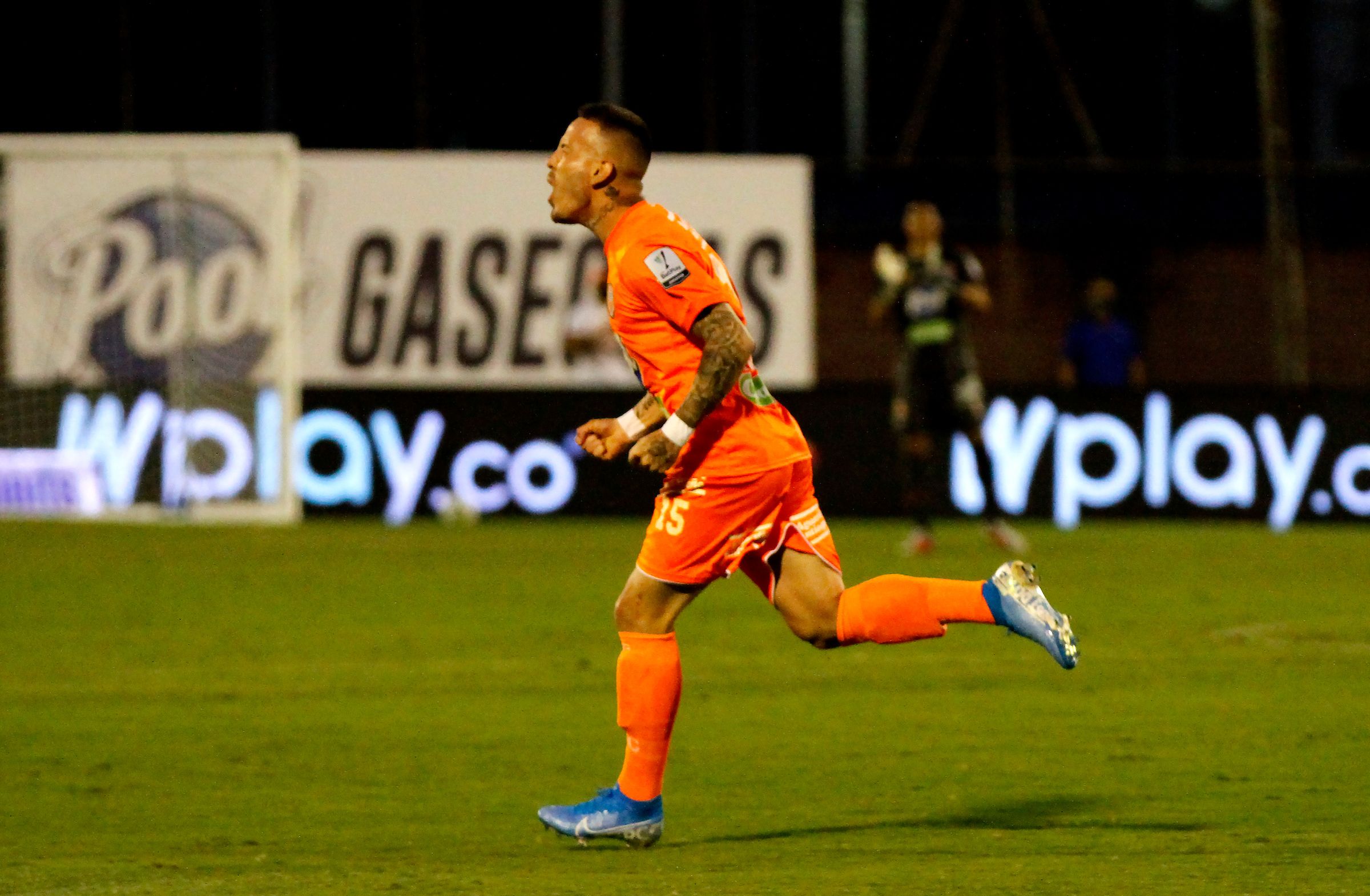 Sebastián Jiménez celebrando el gol del triunfo.
