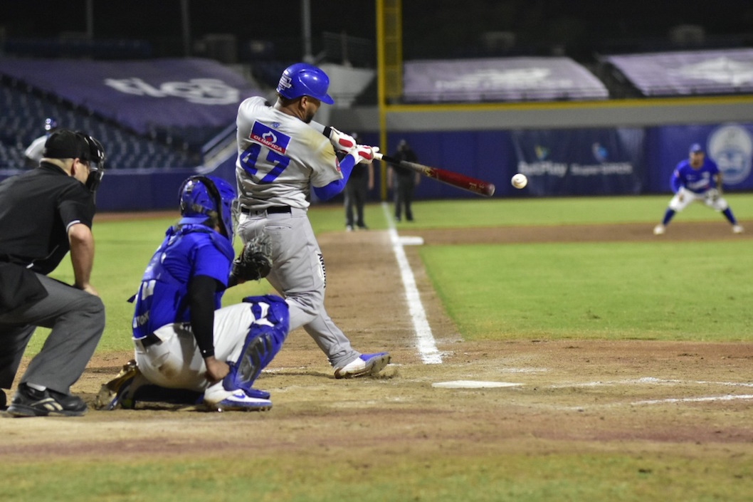 Harold Ramírez sacó el batazo para el descuento.